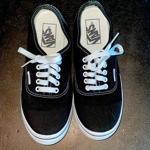 Vans Unisex black canvas shoes